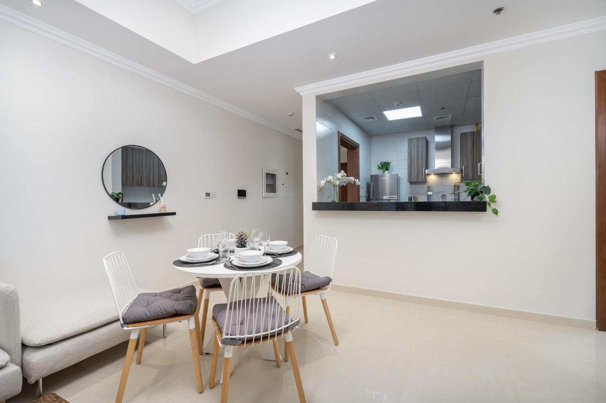 Heaven Crest Downtown - And 1 Bedroom 2 Minute Walk To Mall And Burj Khalifa * Дубай