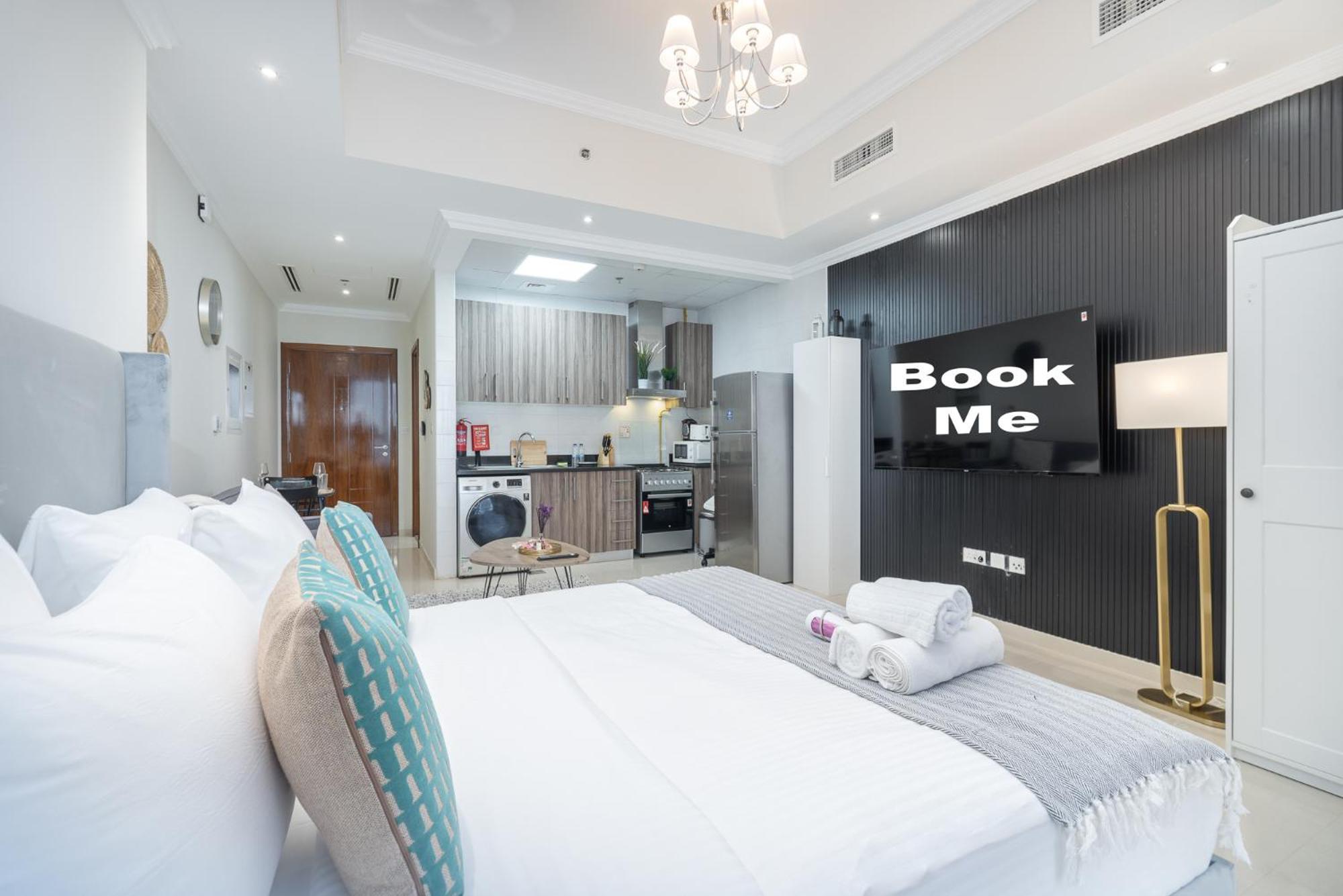 Апартаменти Heaven Crest Downtown - And 1 Bedroom 2 Minute Walk To Mall And Burj Khalifa *