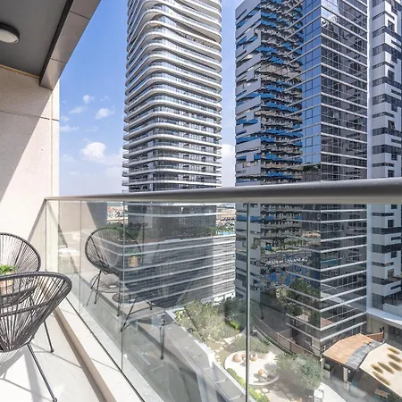 Heaven Crest Vacation Homes Downtown - Studio And 1 Bedroom Suites 2 Minute Walk To Dubai Mall And Burj Khalifa Екстер'єр фото