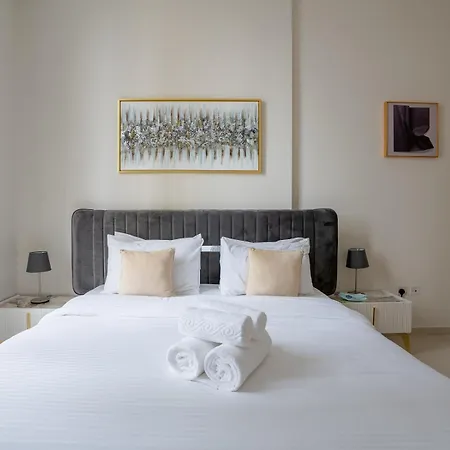 Heaven Crest Vacation Homes Downtown - Studio And 1 Bedroom Suites 2 Minute Walk To Dubai Mall And Burj Khalifa Екстер'єр фото