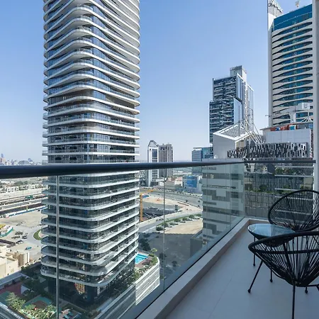 Heaven Crest Vacation Homes Downtown - Studio And 1 Bedroom Suites 2 Minute Walk To Dubai Mall And Burj Khalifa Екстер'єр фото