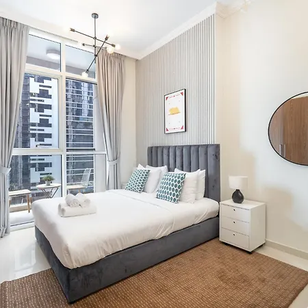 Heaven Crest Vacation Homes Downtown - Studio And 1 Bedroom Suites 2 Minute Walk To Dubai Mall And Burj Khalifa Екстер'єр фото