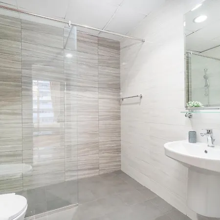 Heaven Crest Vacation Homes Downtown - Studio And 1 Bedroom Suites 2 Minute Walk To Dubai Mall And Burj Khalifa Екстер'єр фото