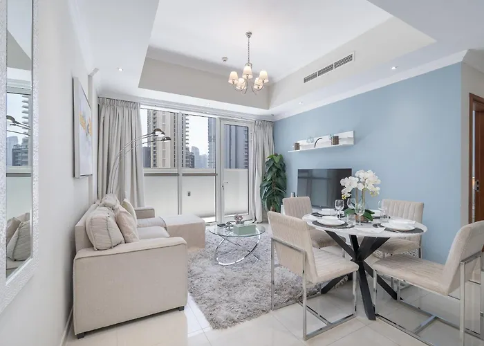 Heaven Crest Vacation Homes Downtown - Studio And 1 Bedroom Suites 2 Minute Walk To Dubai Mall And Burj Khalifa