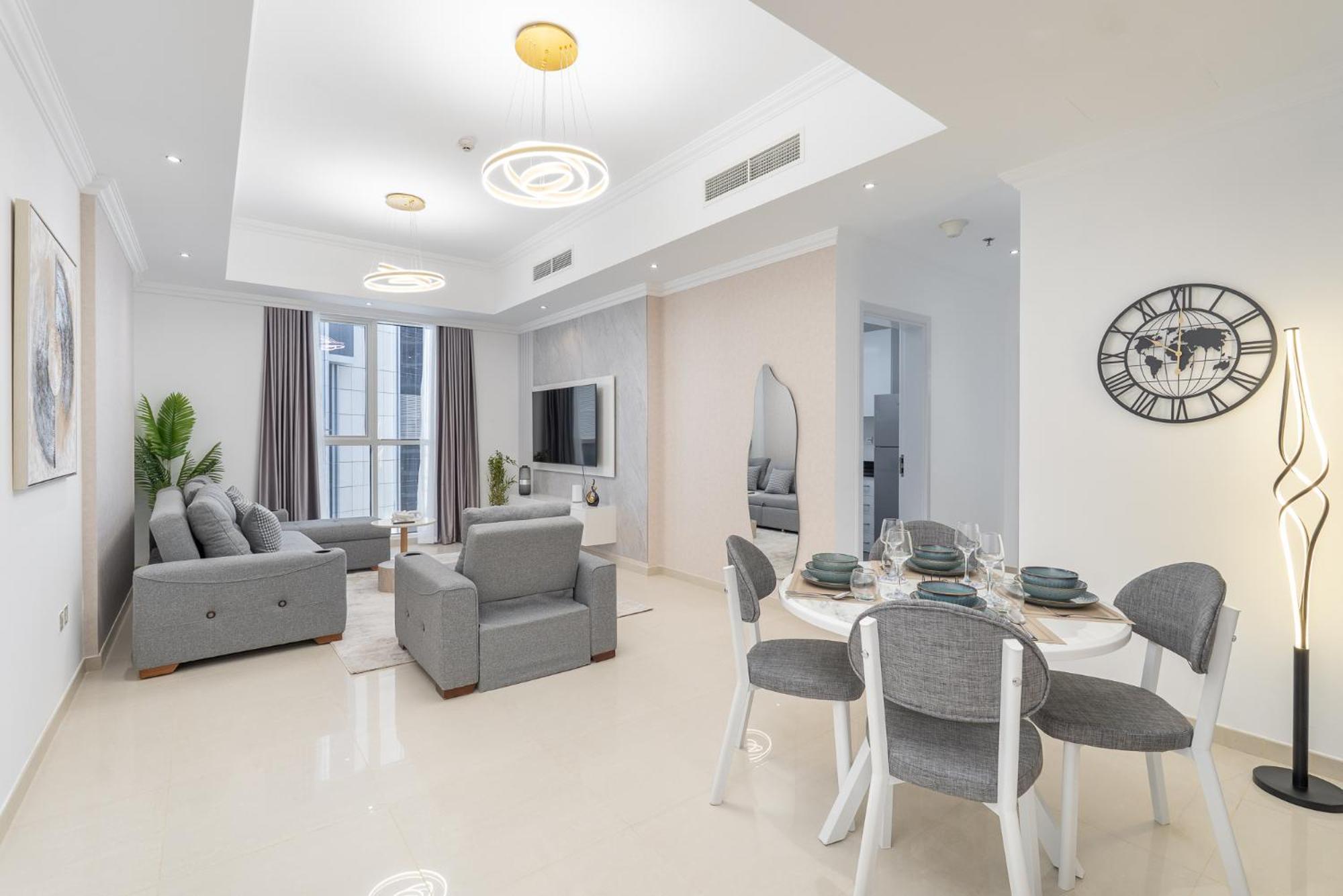 Heaven Crest Homes: Downtown Near Mall & Burj Khalifa